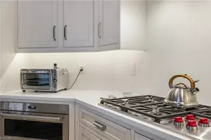 9002 Shenendoah Cir, Naples, FL 34113 - Photo 10