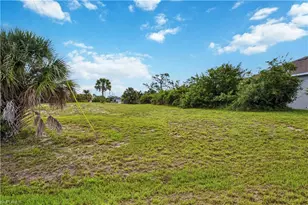 116 Antis Dr, Rotonda West, FL 33947 - Photo 6