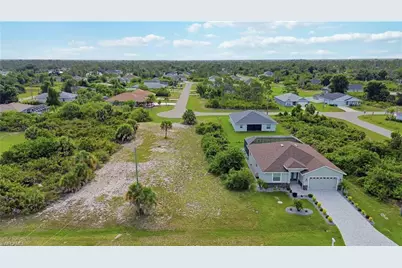 116 Antis Dr, Rotonda West, FL 33947 - Photo 10
