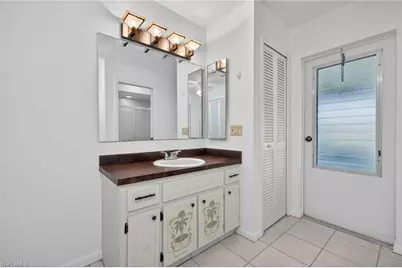 3848 SE 7th Pl, Cape Coral, FL 33904 - Photo 16