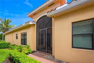 13322 Silktail Dr, Naples, FL 34109 - Photo 2
