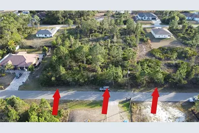 2911 45th St W, Lehigh Acres, FL 33971 - Photo 2