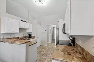 2409 E Edgewater Way, Lehigh Acres, FL 33936 - Photo 14