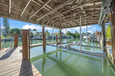 128 San Salvador St, Naples, FL 34113 - Photo 26