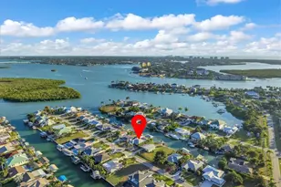 128 San Salvador St, Naples, FL 34113 - Photo 2