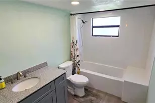 1031 Averly St, Fort Myers, FL 33919 - Photo 20