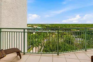 425 Cove Tower Dr, Naples, FL 34110 - Photo 28