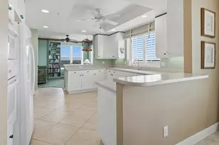425 Cove Tower Dr, Naples, FL 34110 - Photo 6