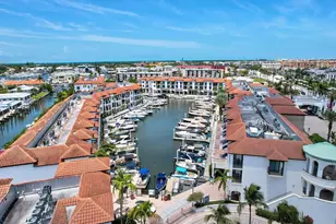 1490 5th Ave S, Naples, FL 34102 - Photo 28