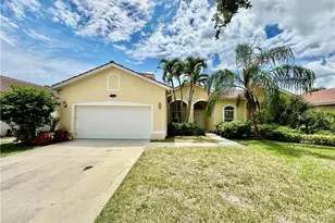 14511 Jekyll Island Ct, Naples, FL 34119 - Photo 2
