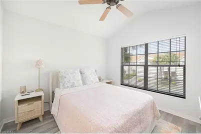 1058 Albany Ct, Naples, FL 34105 - Photo 16