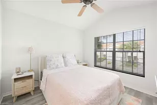 1058 Albany Ct, Naples, FL 34105 - Photo 16