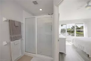 1058 Albany Ct, Naples, FL 34105 - Photo 12