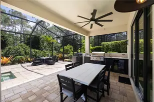 3335 Pacific Dr, Naples, FL 34119 - Photo 14
