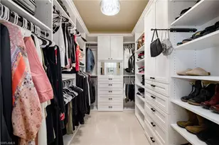 3335 Pacific Dr, Naples, FL 34119 - Photo 22