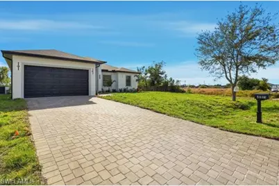 4221 22nd St SW, Lehigh Acres, FL 33976 - Photo 2