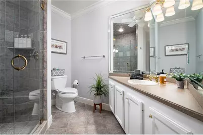 420 Palm Cir E, Naples, FL 34102 - Photo 22