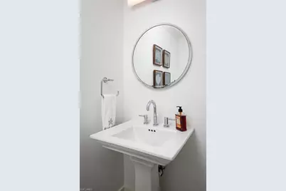 420 Palm Cir E, Naples, FL 34102 - Photo 26