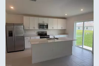 337 Marabou Dr, Lehigh Acres, FL 33974 - Photo 4