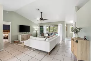 27376 Imperial Oaks Circle, Bonita Springs, FL 34135 - Photo 4