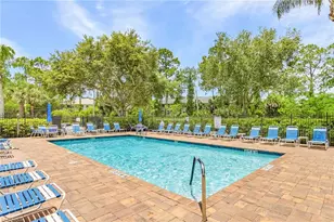 305 Robin Hood Cir, Naples, FL 34104 - Photo 26
