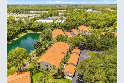 305 Robin Hood Cir #204, Naples, FL 34104 - Photo 30