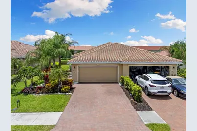 2547 Vine Ave, Naples, FL 34120 - Photo 4