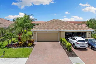 2547 Vine Ave, Naples, FL 34120 - Photo 4