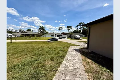 5560 Belrose St, Lehigh Acres, FL 33971 - Photo 10