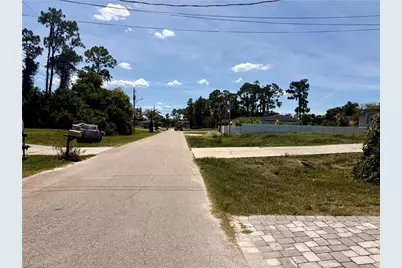 5560 Belrose St, Lehigh Acres, FL 33971 - Photo 8