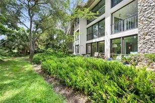 5950 Pelican Bay Blvd, Naples, FL 34108 - Photo 16