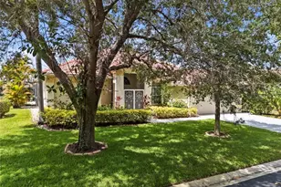 7538 Citrus Hill Ln, Naples, FL 34109 - Photo 4
