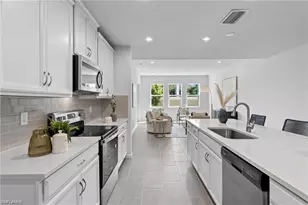 4676 Arboretum Cir, Naples, FL 34114 - Photo 4
