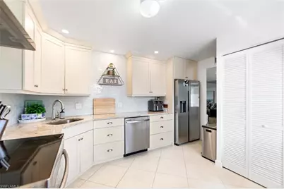 249 Memory Ln #4, Naples, FL 34112 - Photo 12
