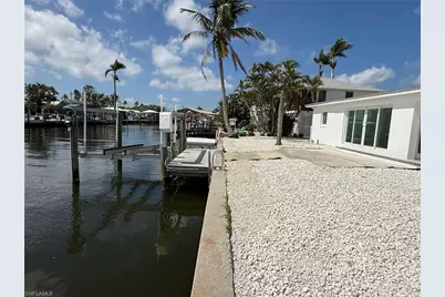 2823 Janet St, Matlacha, FL 33993 - Photo 2