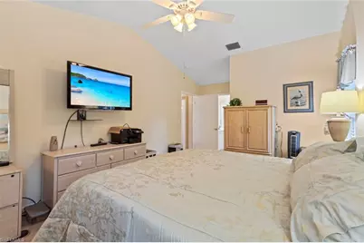 3721 White Blvd, Naples, FL 34117 - Photo 14