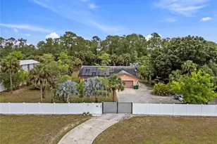 3721 White Blvd, Naples, FL 34117 - Photo 2