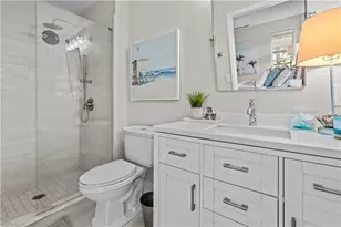 260 Lanchester Ct, Naples, FL 34112 - Photo 14