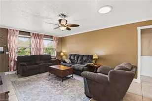 2136 Flora Ave, Fort Myers, FL 33907 - Photo 4