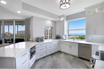 400 Flagship Dr #802, Naples, FL 34108 - Photo 10