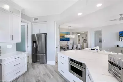 400 Flagship Dr #802, Naples, FL 34108 - Photo 12