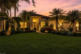 8793 Mustang Island Cir, Naples, FL 34113 - Photo 4