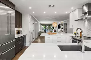 3135 Riviera Dr, Naples, FL 34103 - Photo 8