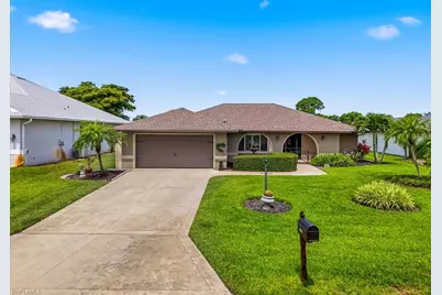 24916 Carnoustie Ct, Bonita Springs, FL 34135 - Photo 32