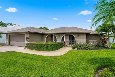 24916 Carnoustie Ct, Bonita Springs, FL 34135 - Photo 2