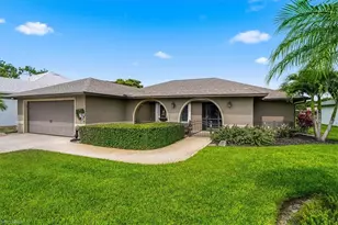 24916 Carnoustie Ct, Bonita Springs, FL 34135 - Photo 2