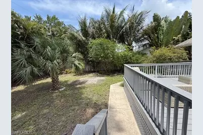 1280 Cypress Woods Dr, Naples, FL 34103 - Photo 20