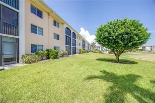 45 High Point Cir S, Naples, FL 34103 - Photo 20