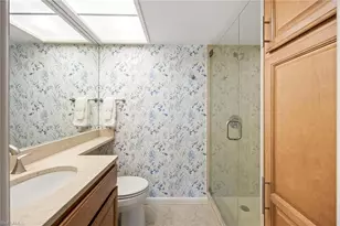 45 High Point Cir S, Naples, FL 34103 - Photo 14