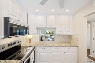 45 High Point Cir S #303, Naples, FL 34103 - Photo 10